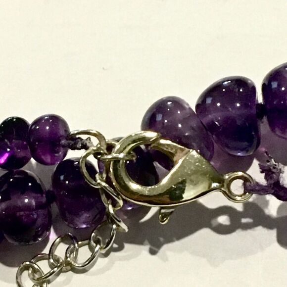 Vintage Hand Knotted Amethyst and Sterling Silver Necklace 21 inches long - Picture 8 of 10